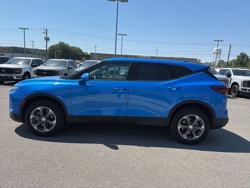 Used 2025 Chevrolet Blazer LT AWD/4WD image 6