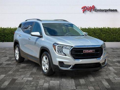 Used 2022 GMC Terrain SLE w/ Driver Convenience Package FWD image 6