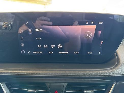 Used 2024 Buick Encore GX Sport Touring AWD/4WD image 18