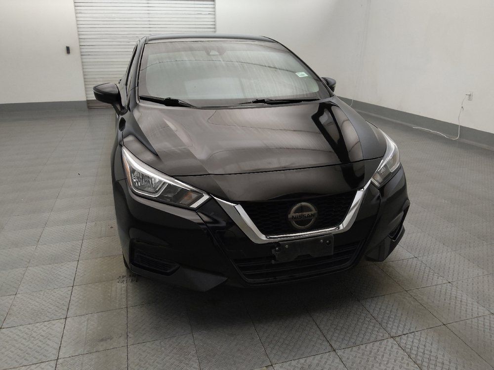 Used 2021 Nissan Versa SV FWD image 14