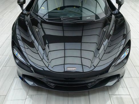 Used 2018 McLaren 720S Performance RWD image 6