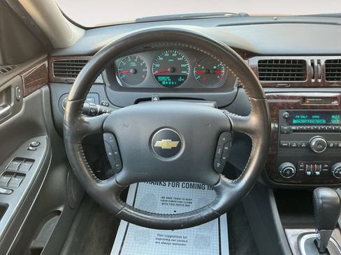 Used 2012 Chevrolet Impala LT w/ LT Sunroof Package FWD image 13