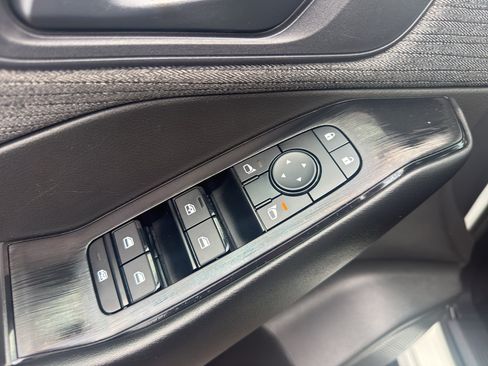 Certified 2023 Nissan Rogue S AWD/4WD image 12