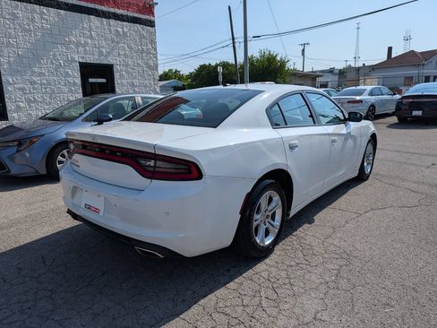 Used 2020 Dodge Charger SXT w/ Leather Interior Group RWD image 6