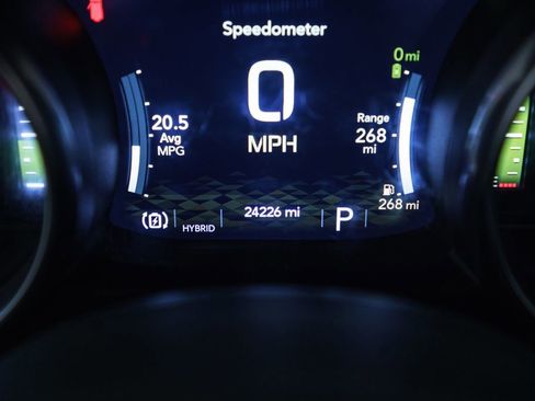 Used 2023 Jeep Wrangler Unlimited Rubicon 4xe w/ Cold Weather Group AWD/4WD image 20