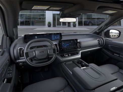 New 2025 Ford Expedition Platinum w/ Stealth Performance Package image 9