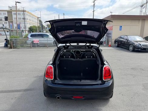 Used 2019 MINI Cooper 2-Door Hardtop FWD image 25