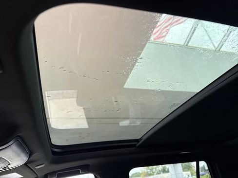 Used 2024 GMC Yukon AT4 w/ Technology Package image 21