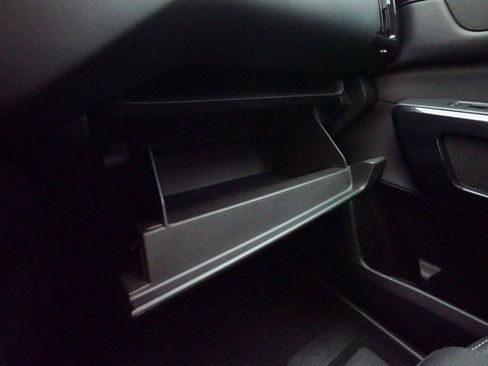 Certified 2024 Nissan Pathfinder SV image 29