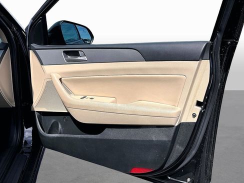 Used 2019 Hyundai Sonata SEL FWD image 17