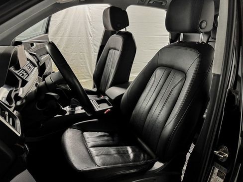 Used 2018 Audi Q5 2.0T Premium image 9