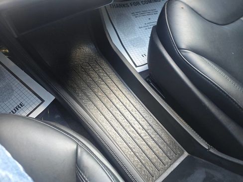 Used 2014 Tesla Model S P85 RWD image 40