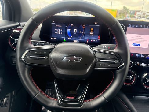 Used 2025 Chevrolet Blazer EV RS AWD/4WD image 14