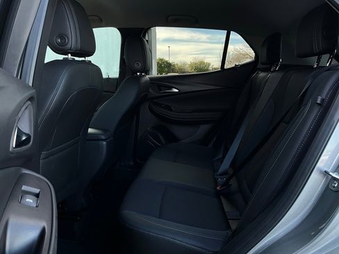 Used 2025 Buick Encore GX Preferred image 11