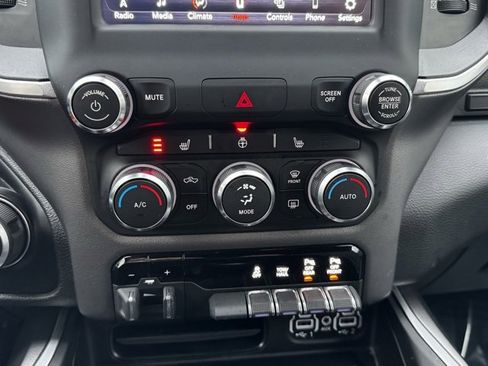 Used 2021 RAM 1500 Big Horn image 11