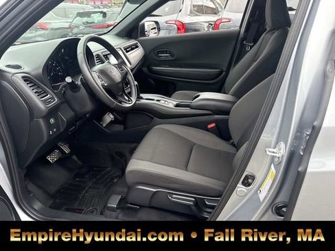 Used 2022 Honda HR-V Sport image 19