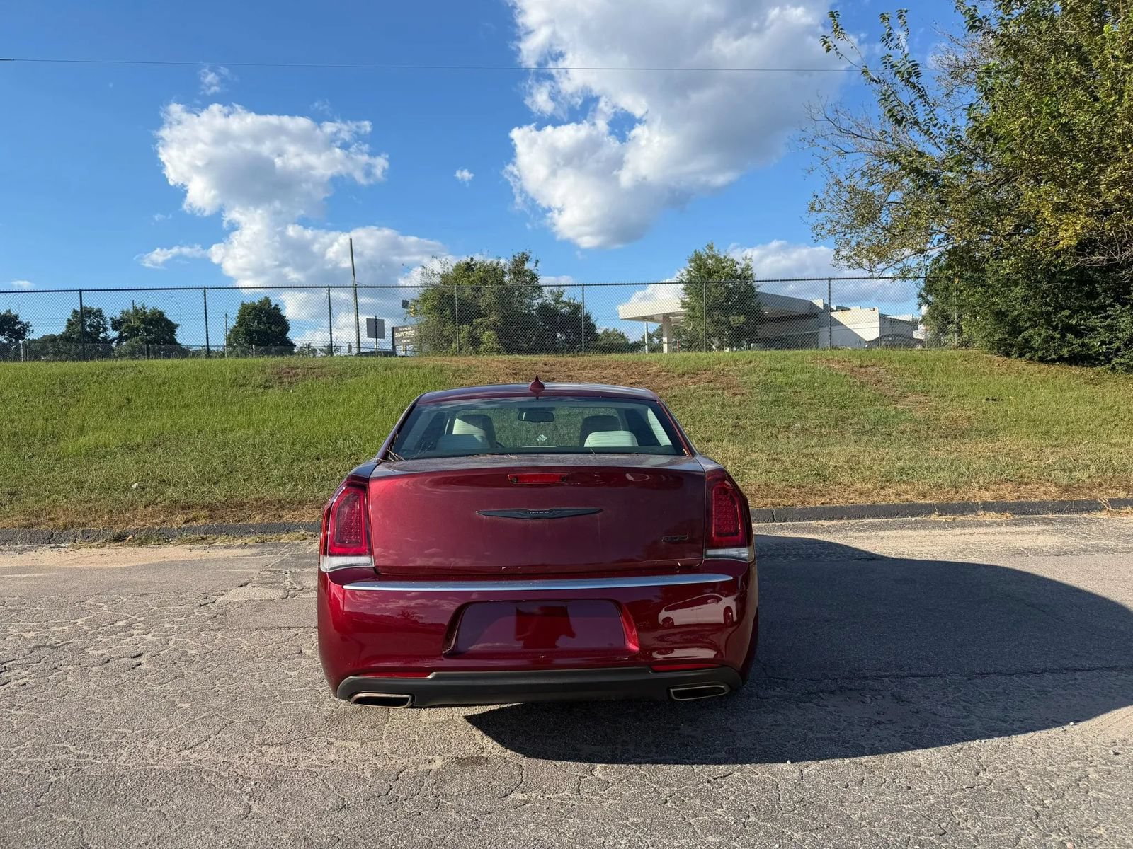 Used 2022 Chrysler 300 Touring w/ Sport Appearance Package RWD image 5