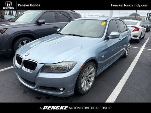Used 2011 BMW 328i Sedan RWD image 1