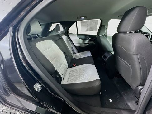 Used 2024 Chevrolet Equinox LS w/ LS Convenience Package image 34