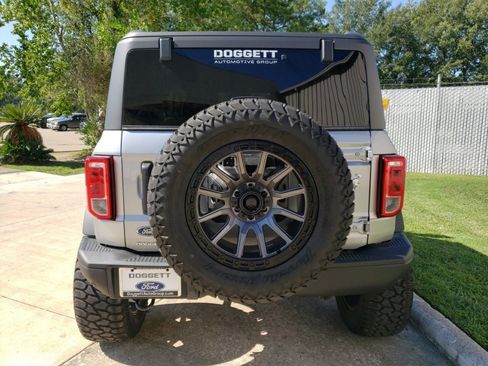 New 2023 Ford Bronco Black Diamond image 10