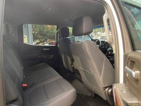 Used 2020 GMC Sierra 1500 SLE w/ SLE Value Package RWD image 16