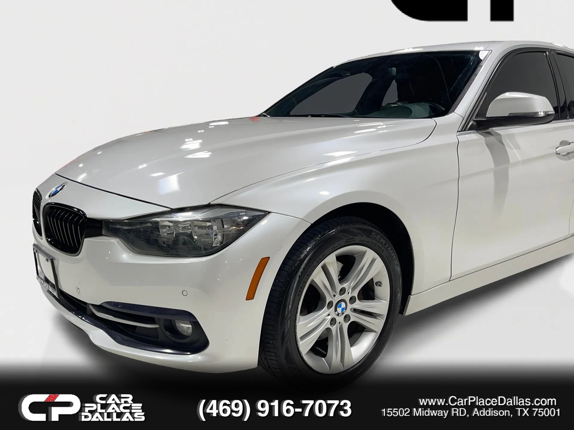 Used 2017 BMW 330i Sedan RWD image 4