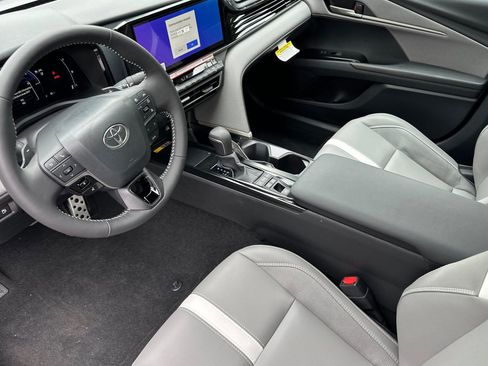 New 2026 Toyota Camry SE FWD image 10