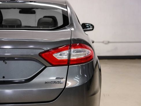 Used 2014 Ford Fusion SE FWD image 57