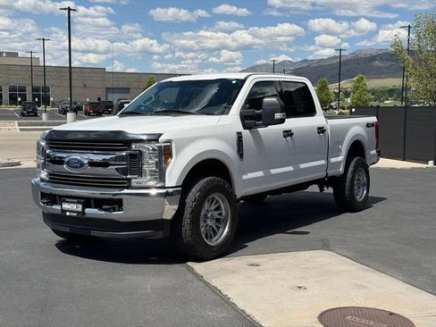 Used 2019 Ford F250 XLT AWD/4WD image 10