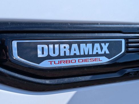 Used 2020 GMC Sierra 1500 Elevation w/ Elevation Value Package image 8