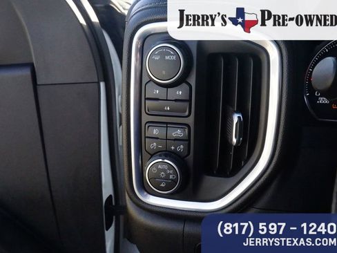 Used 2022 Chevrolet Silverado 3500 LT w/ Convenience Package image 13