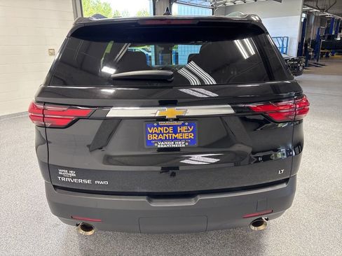 Used 2023 Chevrolet Traverse LT AWD/4WD image 6