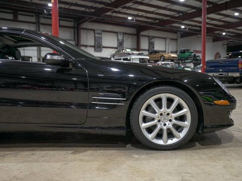Used 2007 Mercedes-Benz SL 550 image 11