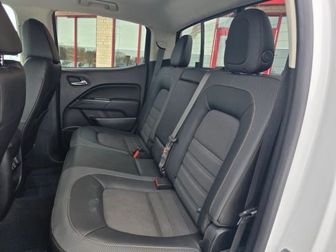 Used 2021 GMC Canyon AT4 image 8