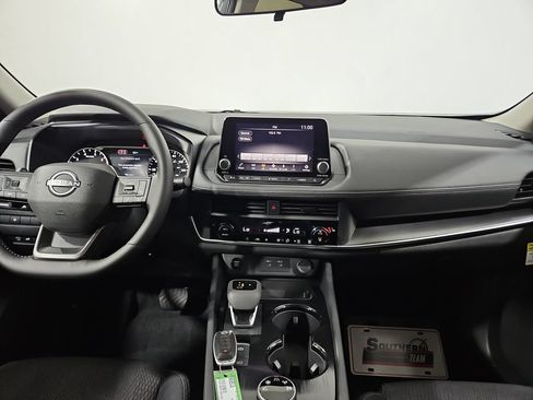 New 2026 Nissan Rogue SV AWD/4WD image 11
