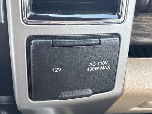 Used 2019 Ford F150 Lariat w/ Equipment Group 502A Luxury AWD/4WD image 28
