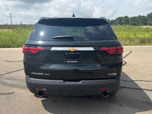 Used 2023 Chevrolet Traverse LS AWD/4WD image 4