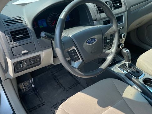 Used 2012 Ford Fusion Hybrid FWD image 9