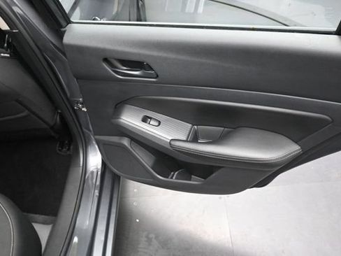 Used 2024 Nissan Altima 2.5 SV FWD image 32