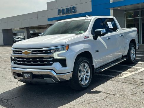 Used 2024 Chevrolet Silverado 1500 LTZ AWD/4WD image 3