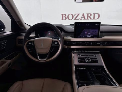 Certified 2023 Lincoln Aviator 2WD w/ Premium Package image 27