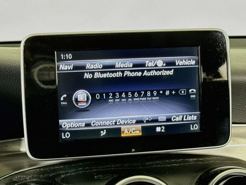Used 2019 Mercedes-Benz GLC 300 4MATIC image 32