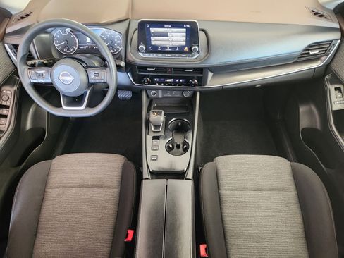 Used 2023 Nissan Rogue SV image 27