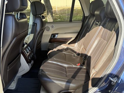 Used 2014 Land Rover Range Rover HSE image 33