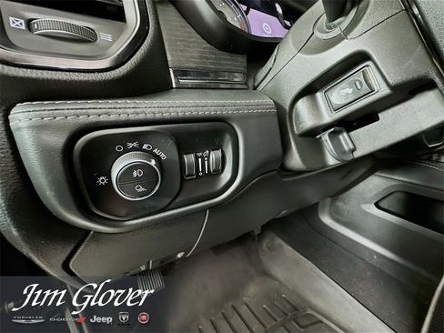 Used 2022 RAM 3500 Limited image 22