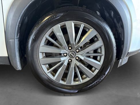 Used 2025 Nissan Pathfinder SL w/ SL Premium Package AWD/4WD image 20