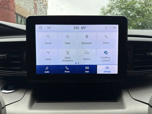 Used 2023 Ford Explorer XLT AWD/4WD image 27