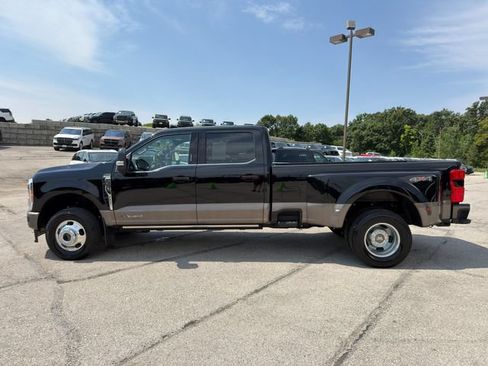 Used 2023 Ford F350 King Ranch AWD/4WD image 4