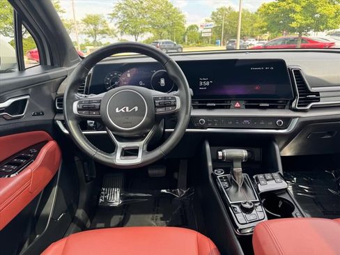 Certified 2024 Kia Sportage SX AWD/4WD image 13