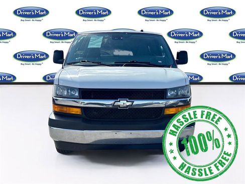 Used 2019 Chevrolet Express 3500 LT w/ LT Preferred Equipment Group RWD image 2